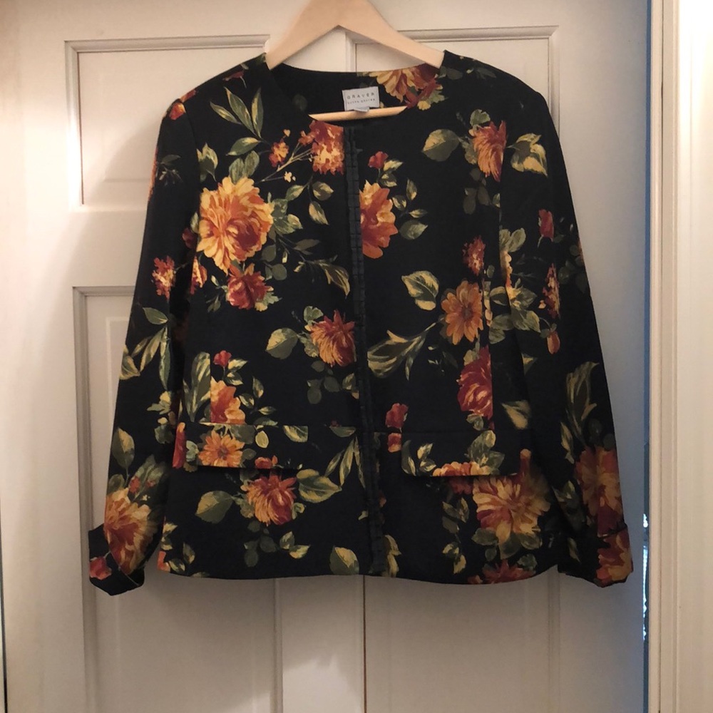 Adorable Susan Graver jacket.